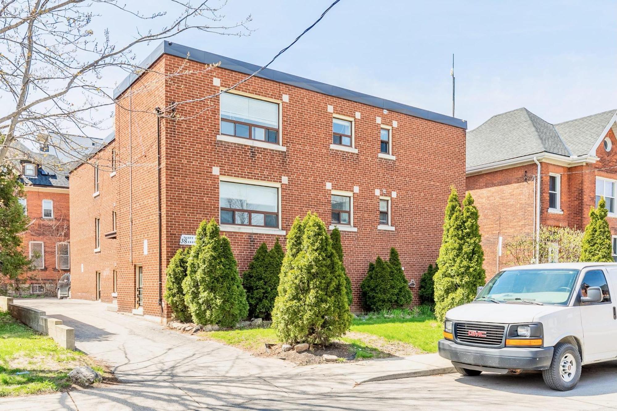 Modern Apartment - Corktown Hamilton Exterior photo